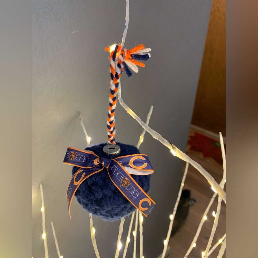 Crocheted BEARS Ornament - Picture 4 of 5